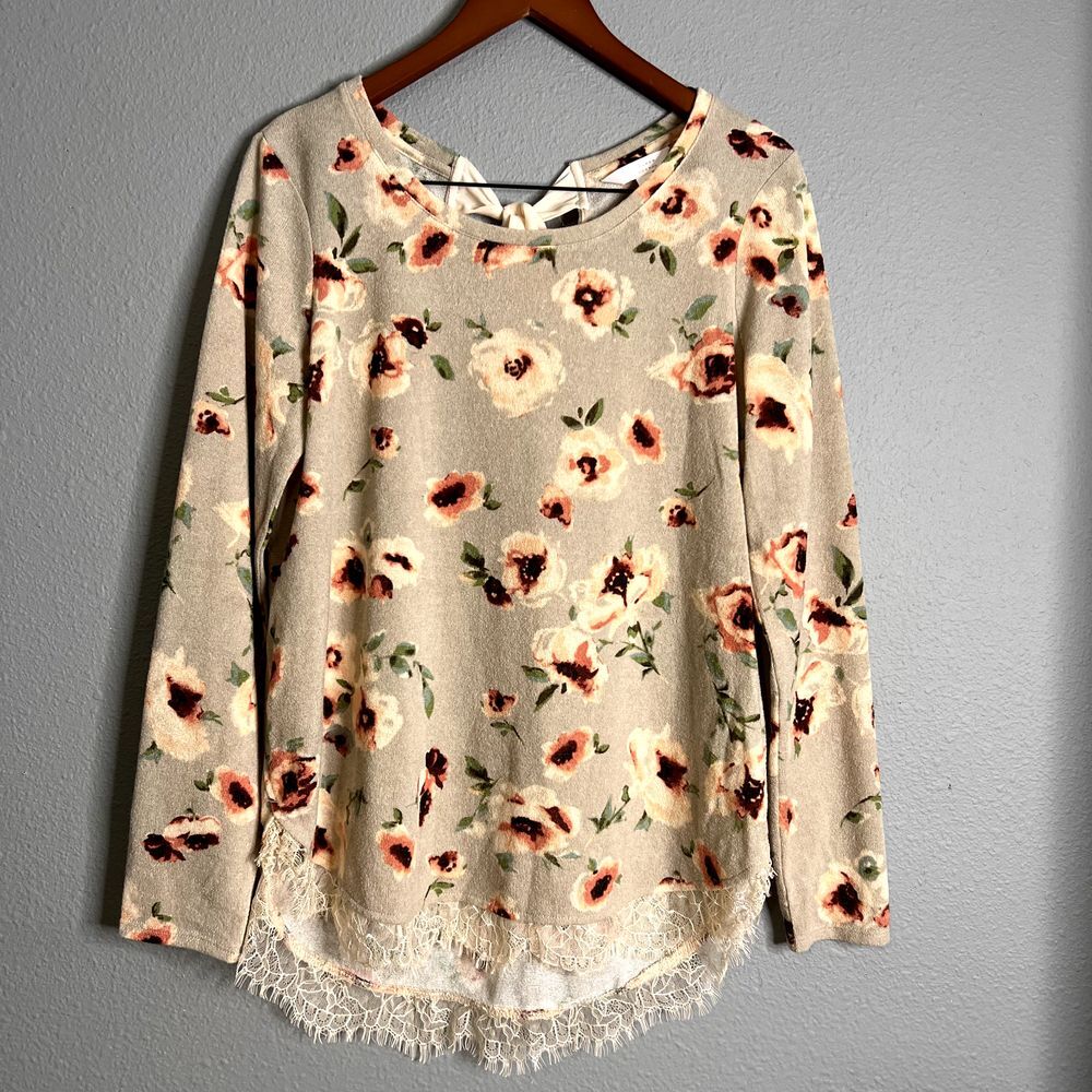 LC Lauren Conrad Flowy Floral Sweater with Bow & Lace Accents